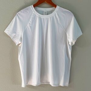 🍋LIKE NEW Lululemon Crew Teeshirt